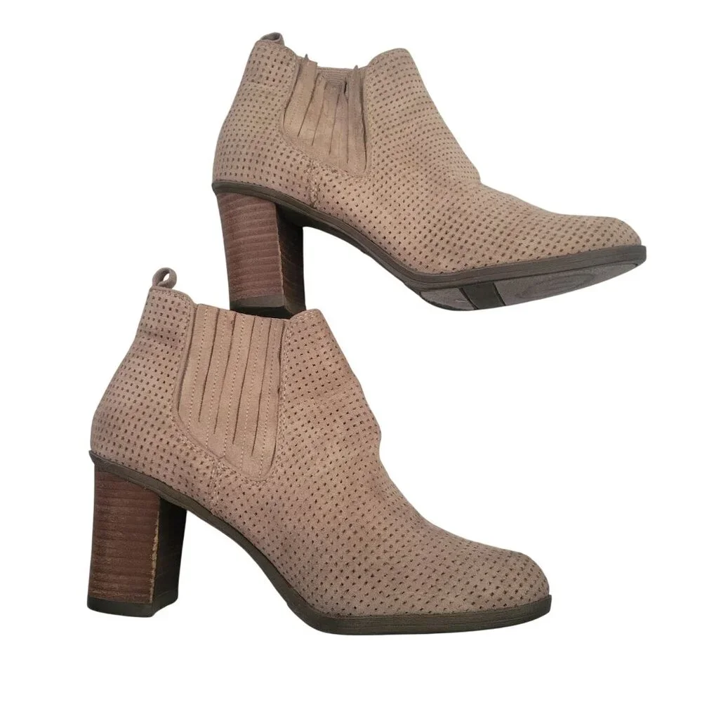 Tan Perforated Suede Ankle Boots With Block Heels & Elastic Side Panels Size 8.5